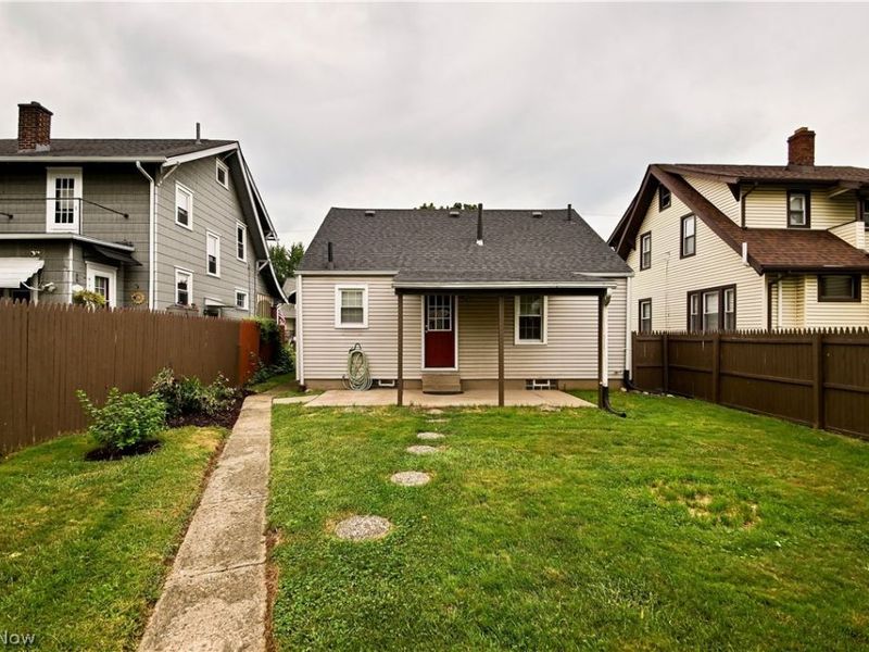 1014 Shadyside Avenue SW, Canton, OH 44710 Photo 3