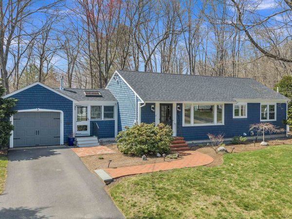 5 Meadow Lane, Exeter, NH 03833