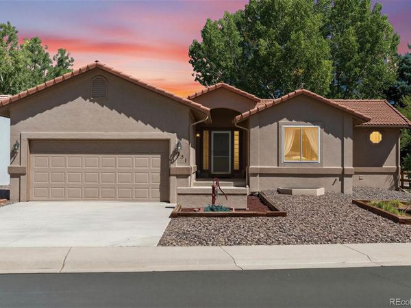 251 Las Lunas Street , Castle Rock, CO 80104