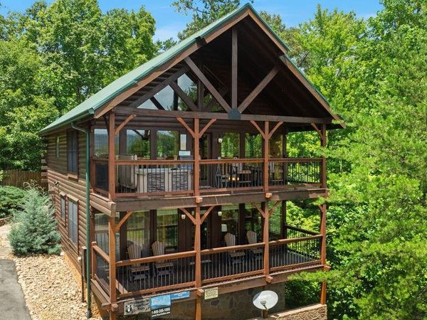 1435 Zachary Thomas Lane , Sevierville, TN 37876