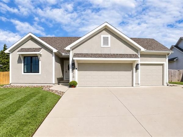 1710 E 127th Terrace, Kansas City, MO 64145