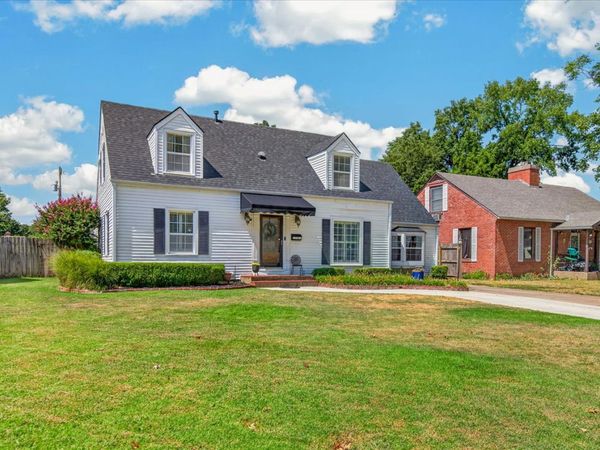 1727 S Johnstone Avenue , Bartlesville, OK 74003