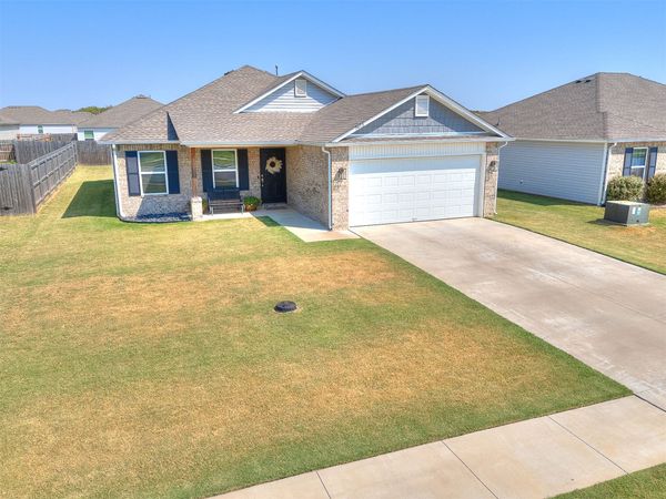 7413 E 143 Street N, Collinsville, OK 74021
