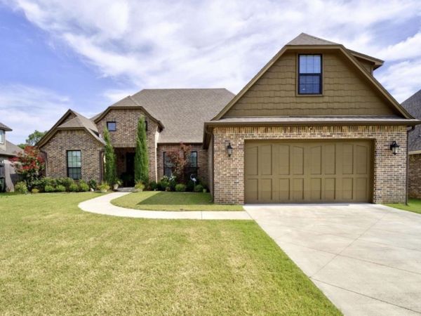 17 E 32nd Street , Sand Springs, OK 74063