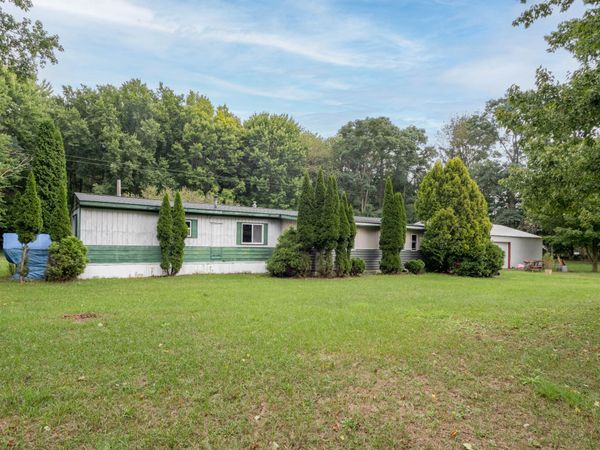 25356 2nd Avenue, Allegan, MI 49010