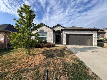 9604 Hickory Knob Drive, Fort Worth, TX 76108