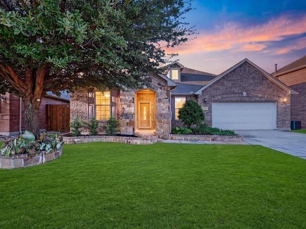 1309 Mesa Crest Drive, Fort Worth, TX 76052