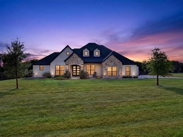 420 Cobb Lane , Waxahachie, TX 75167