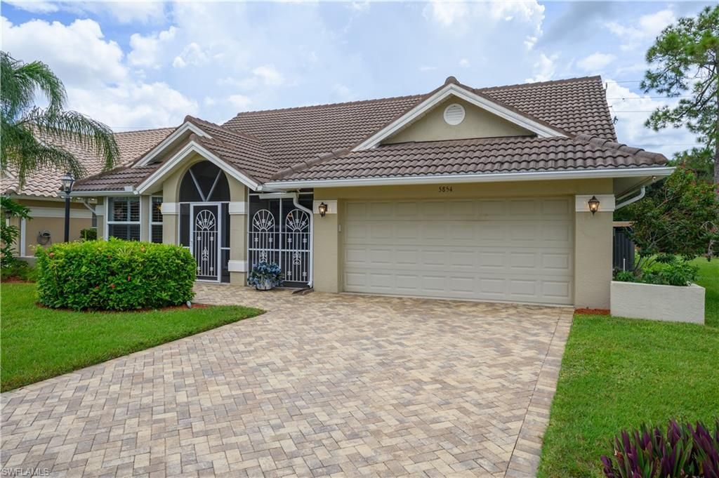 5854 Westbourgh Ct, Naples, FL 34112 Photo