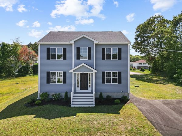 961 Wood St, Fall River, MA 02721