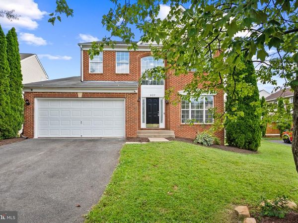 927 FAIRWOOD DRIVE, CULPEPER, VA 22701