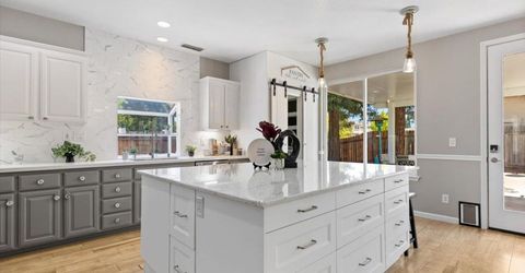 2445 Abbeyhill Rd, Lincoln, CA 95648 Photo