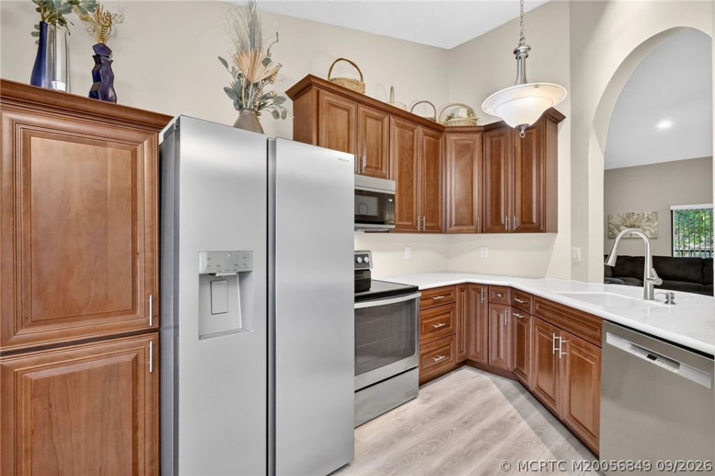 6011 SE Martinique Drive, Unit 201, Stuart, FL 34997 Photo