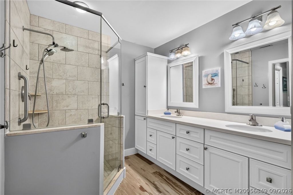 6011 SE Martinique Drive, Unit 201, Stuart, FL 34997 Photo
