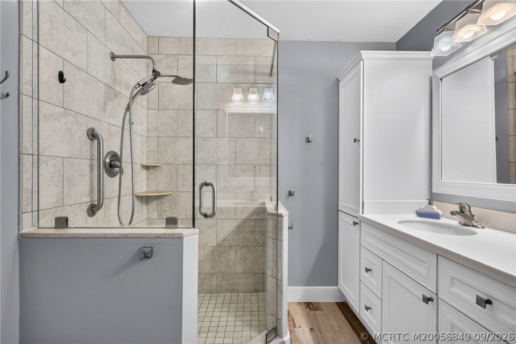 6011 SE Martinique Drive, Unit 201, Stuart, FL 34997 Photo