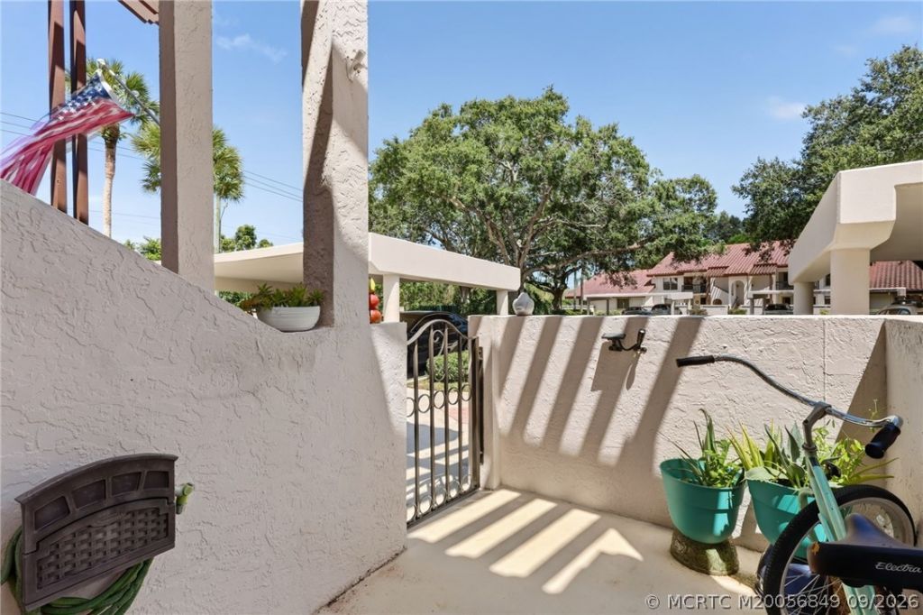 6011 SE Martinique Drive, Unit 201, Stuart, FL 34997 Photo