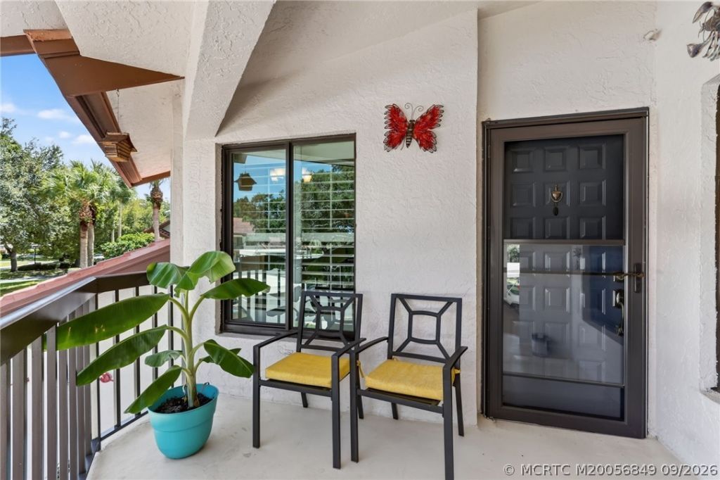 6011 SE Martinique Drive, Unit 201, Stuart, FL 34997 Photo