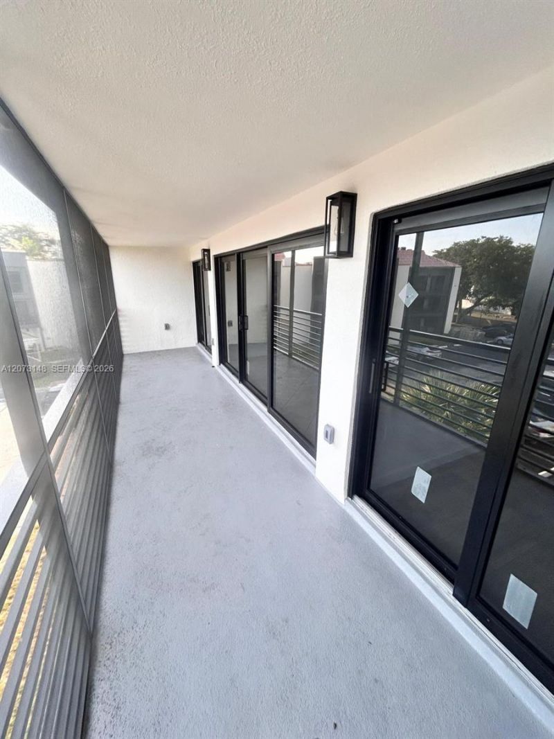 4060 N Hills Dr, Unit 39, Hollywood, FL 33021 Photo