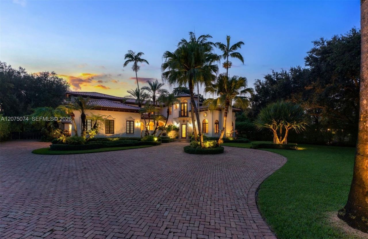 8800 SW 57th Ave, Pinecrest, FL 33156 Photo