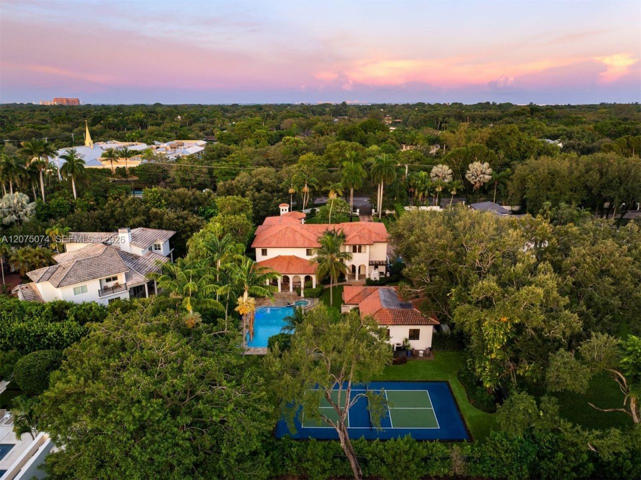 8800 SW 57th Ave, Pinecrest, FL 33156 Photo