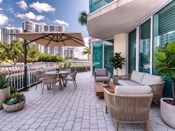 3370 Hidden Bay Dr , Unit 102, Aventura, FL 33180