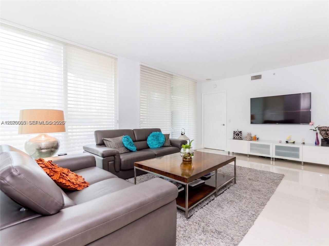3370 Hidden Bay Dr, Unit 102, Aventura, FL 33180 Photo