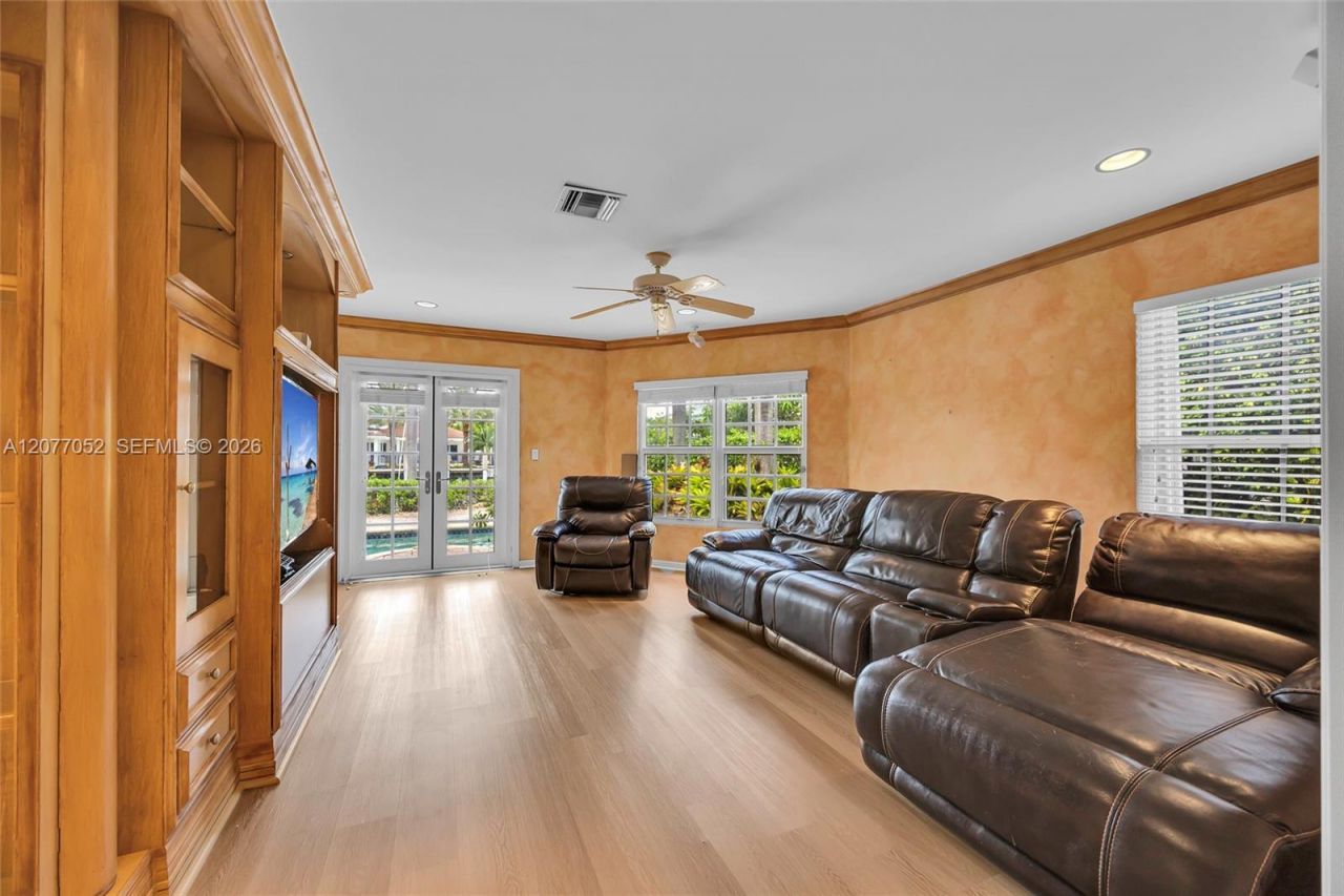 2523 SE 13th St, Pompano Beach, FL 33062 Photo