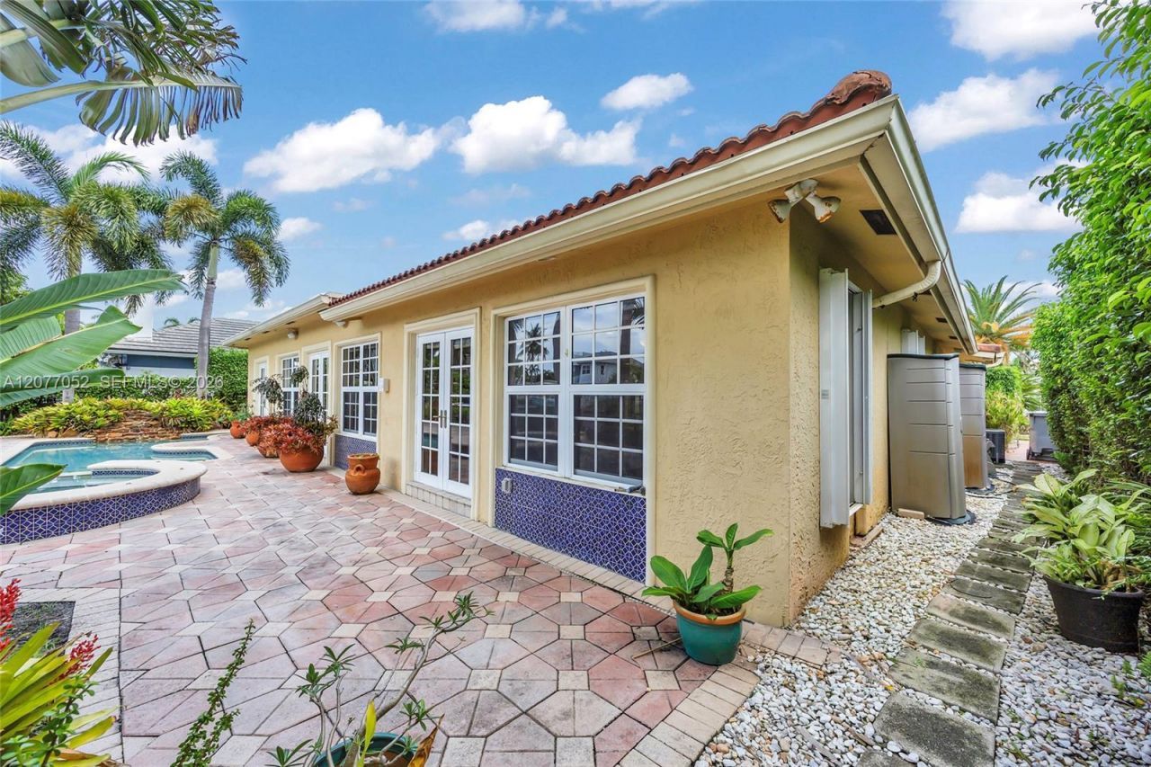 2523 SE 13th St, Pompano Beach, FL 33062 Photo