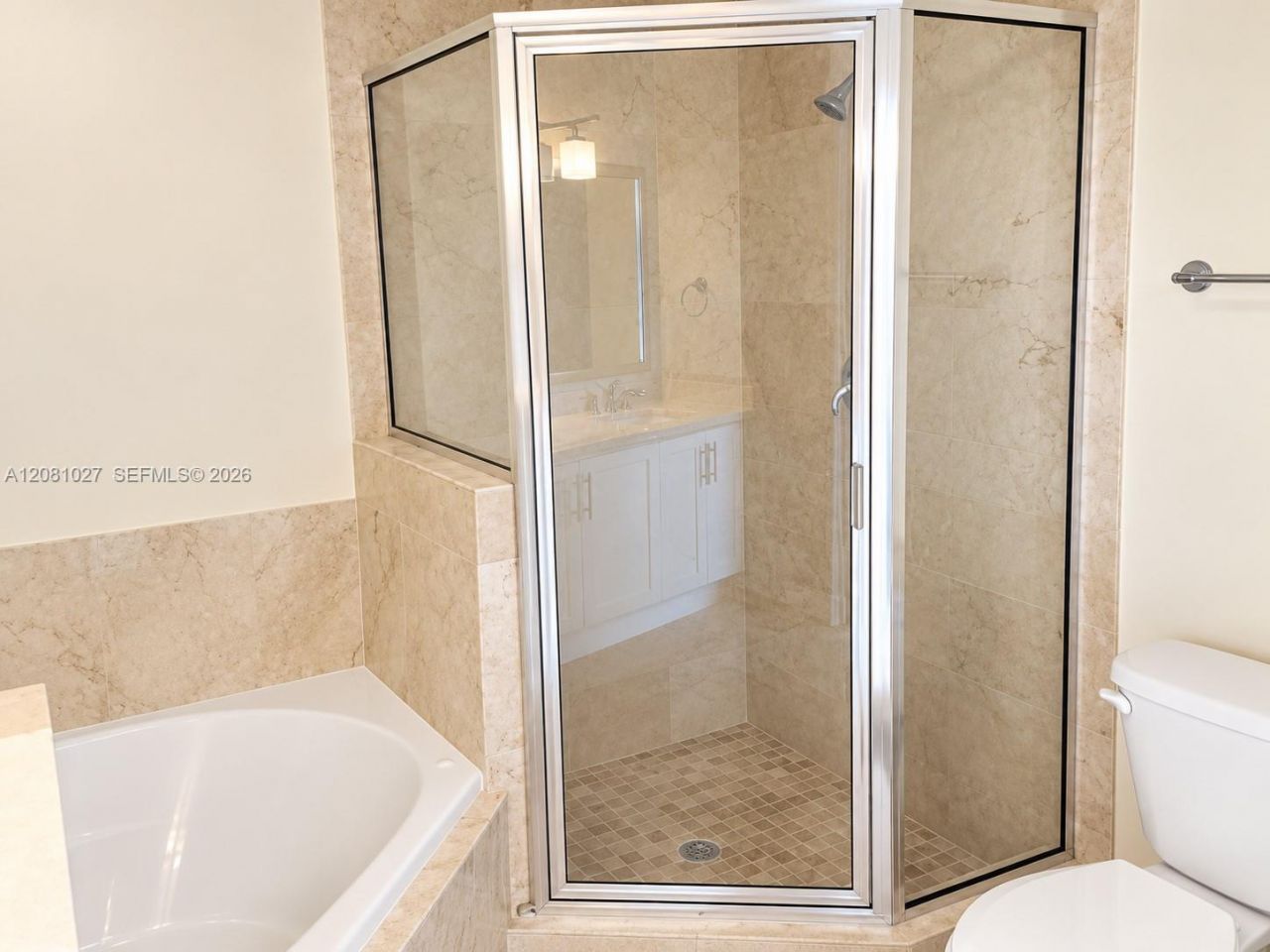 7918 Harbor Island Drive, Unit 307, North Bay Village, FL 33141 Photo