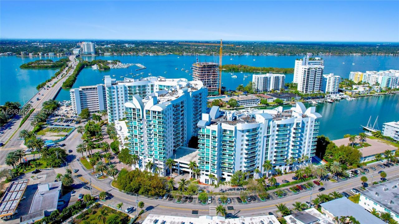 7918 Harbor Island Drive, Unit 307, North Bay Village, FL 33141 Photo