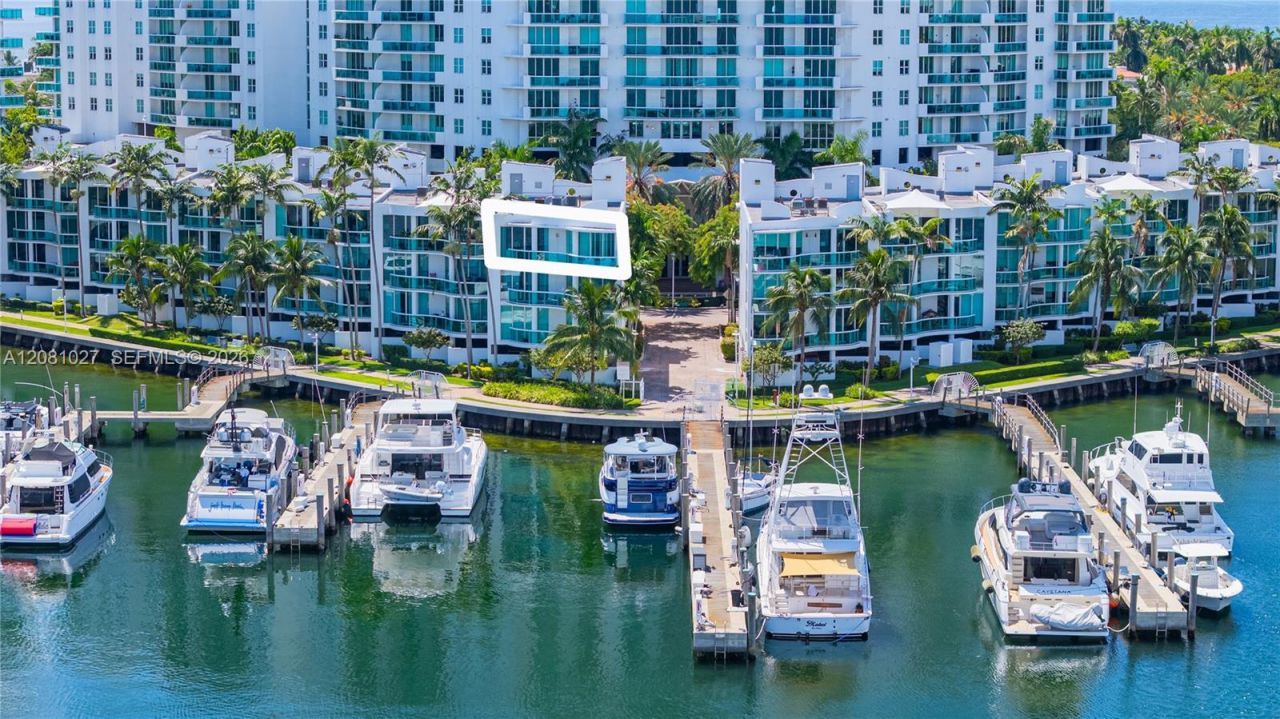 7918 Harbor Island Drive, Unit 307, North Bay Village, FL 33141 Photo
