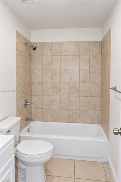 1310 SW 7th Ct, Cape Coral, FL 33991 Photo