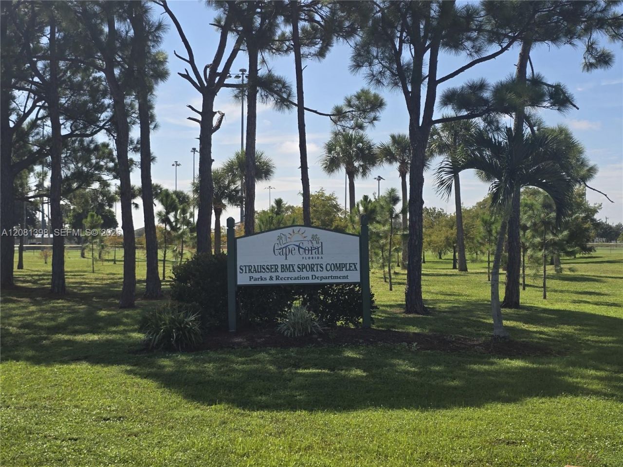 1310 SW 7th Ct, Cape Coral, FL 33991 Photo