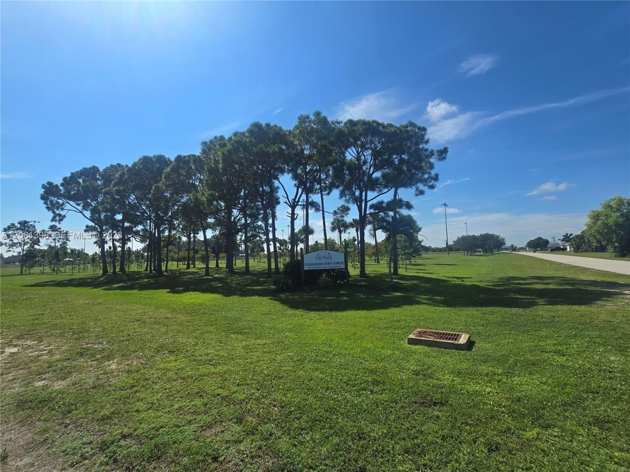1310 SW 7th Ct, Cape Coral, FL 33991 Photo