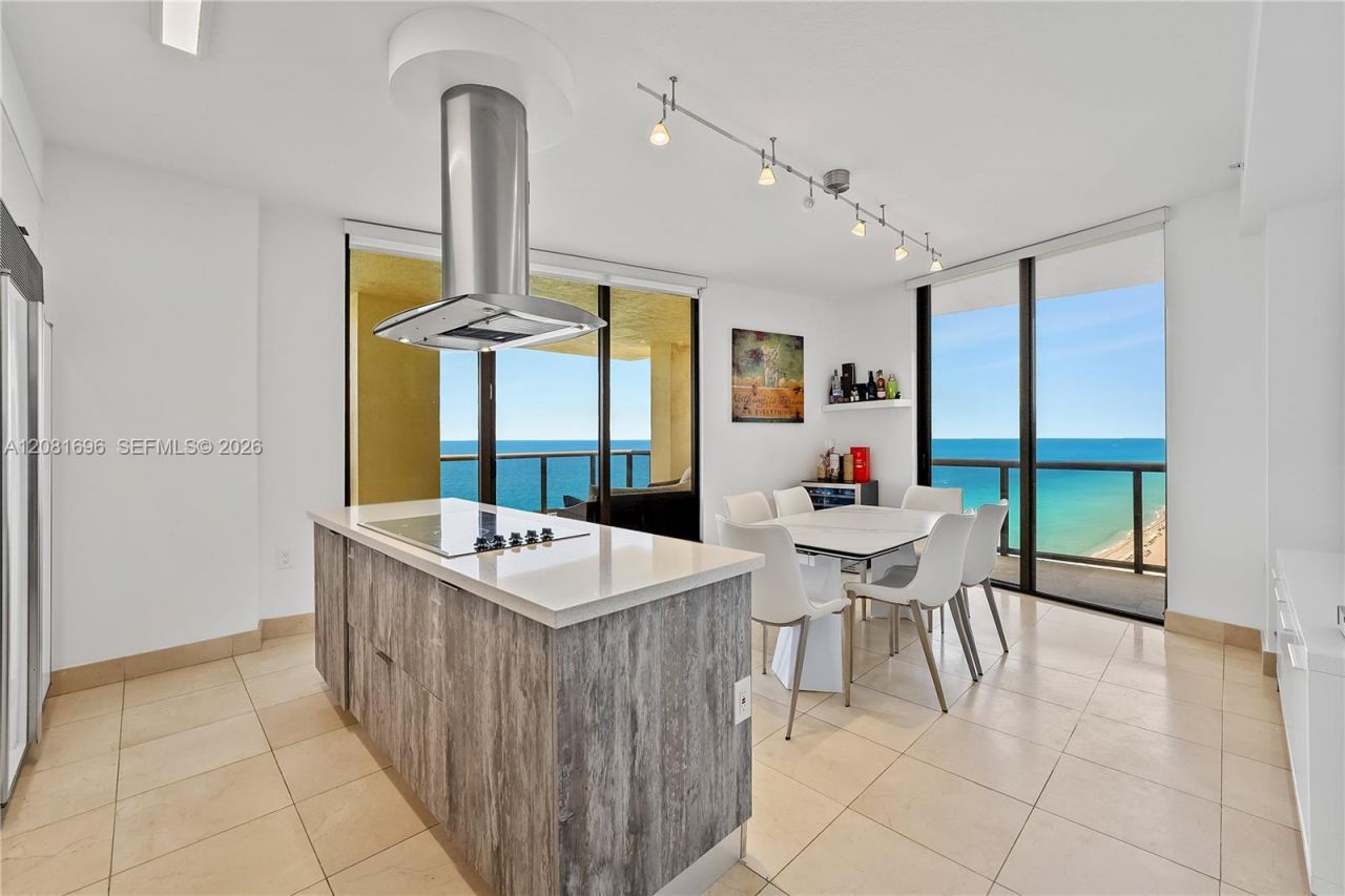 16275 Collins Ave, Unit 2101, Sunny Isles Beach, FL 33160 Photo