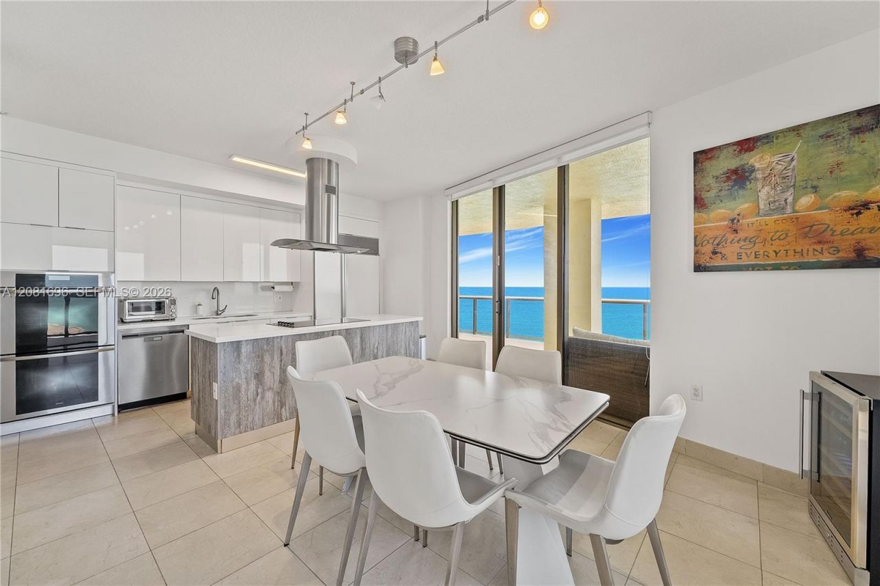 16275 Collins Ave, Unit 2101, Sunny Isles Beach, FL 33160 Photo