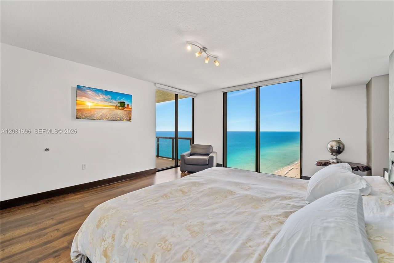 16275 Collins Ave, Unit 2101, Sunny Isles Beach, FL 33160 Photo
