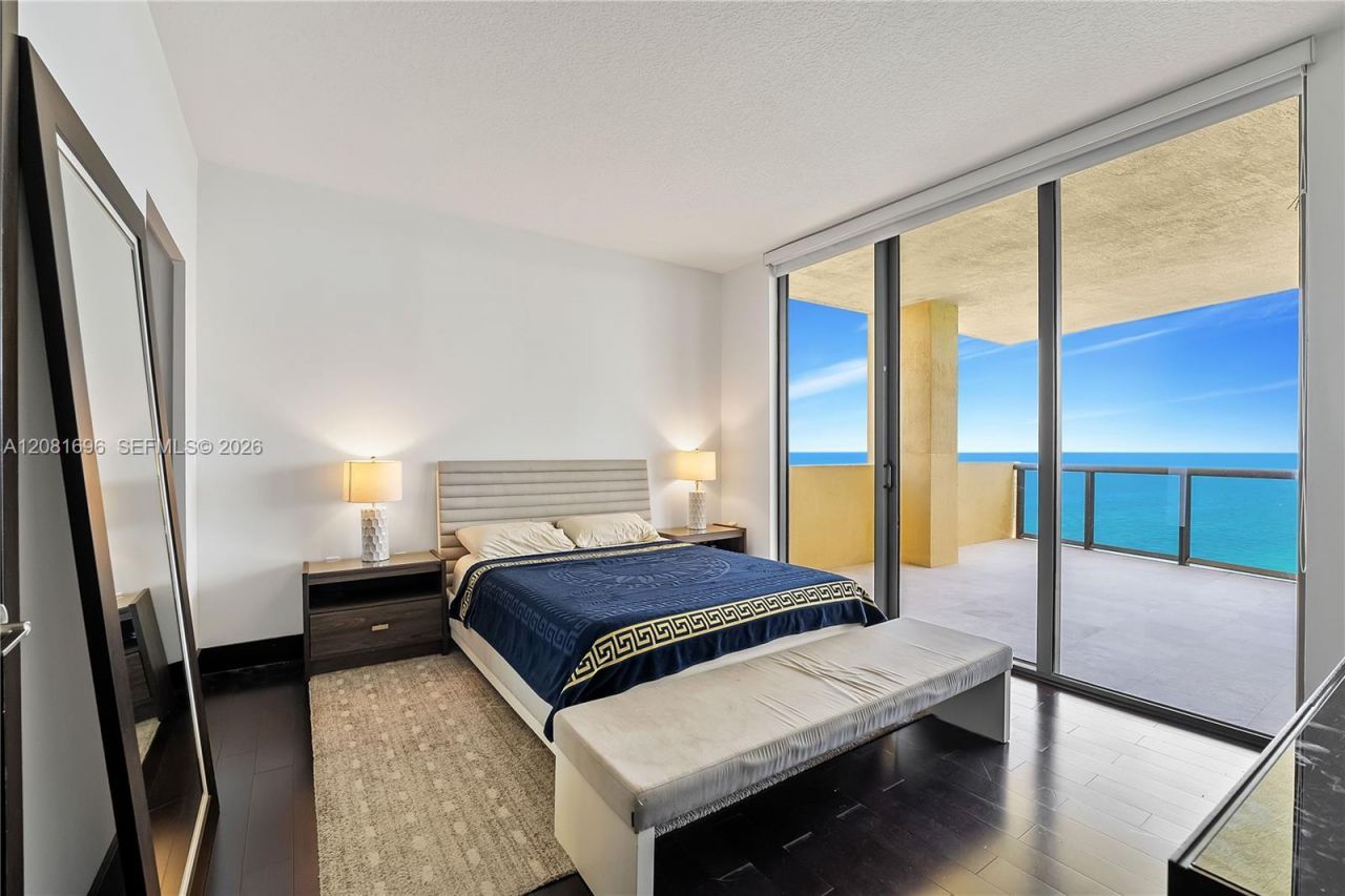 16275 Collins Ave, Unit 2101, Sunny Isles Beach, FL 33160 Photo