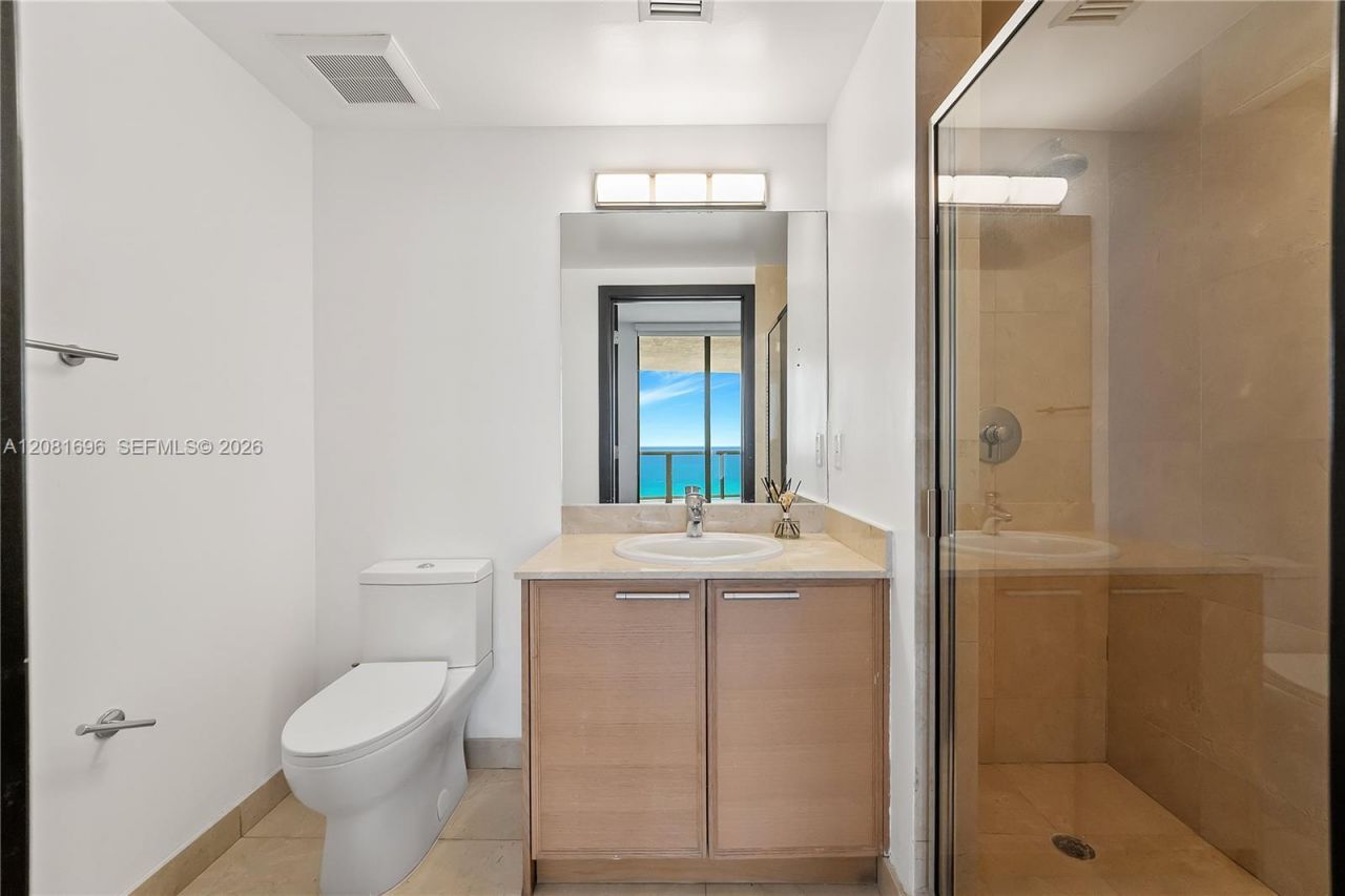 16275 Collins Ave, Unit 2101, Sunny Isles Beach, FL 33160 Photo