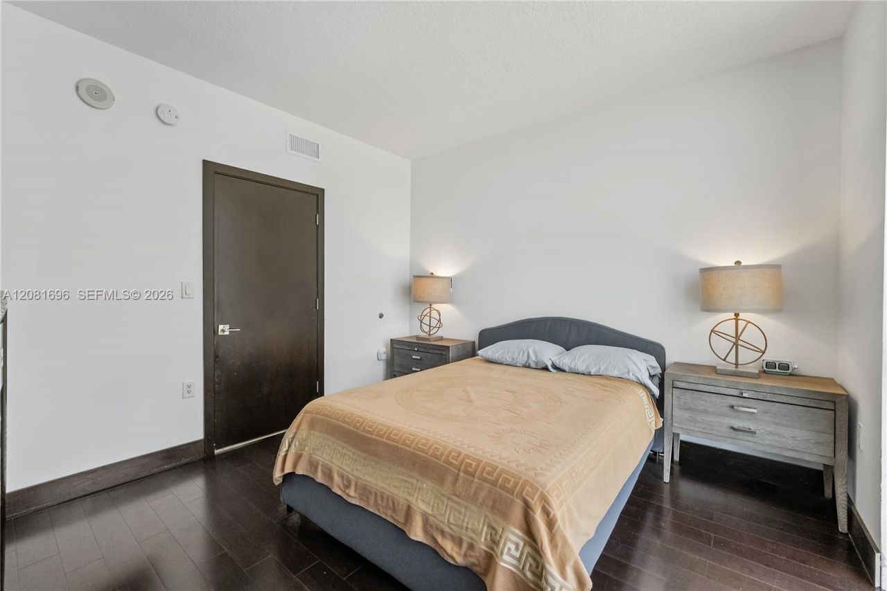 16275 Collins Ave, Unit 2101, Sunny Isles Beach, FL 33160 Photo