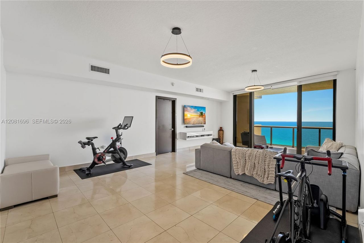 16275 Collins Ave, Unit 2101, Sunny Isles Beach, FL 33160 Photo
