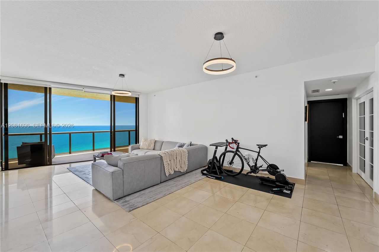 16275 Collins Ave, Unit 2101, Sunny Isles Beach, FL 33160 Photo