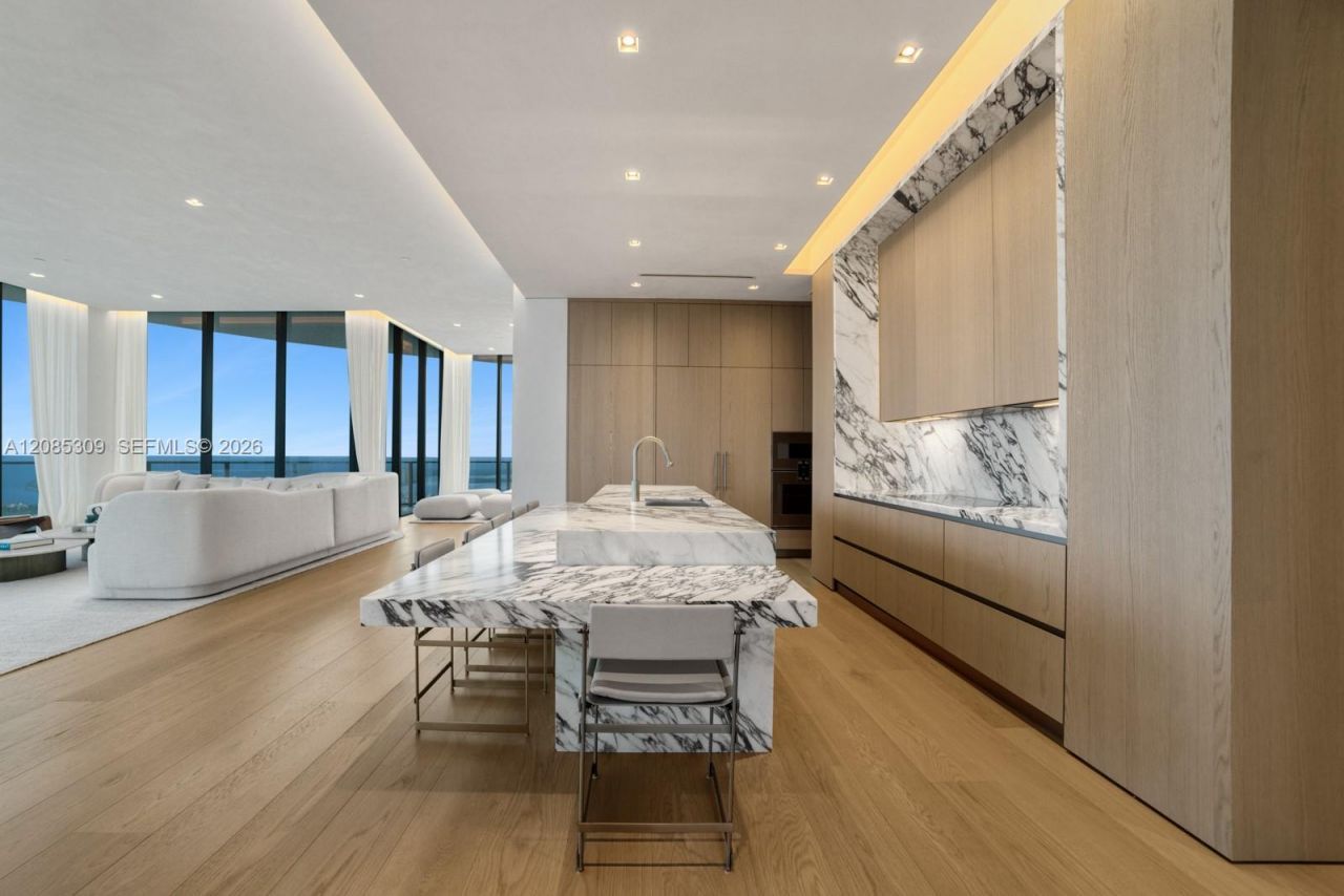 500 Alton Rd, Unit 4501, Miami Beach, FL 33139 Photo