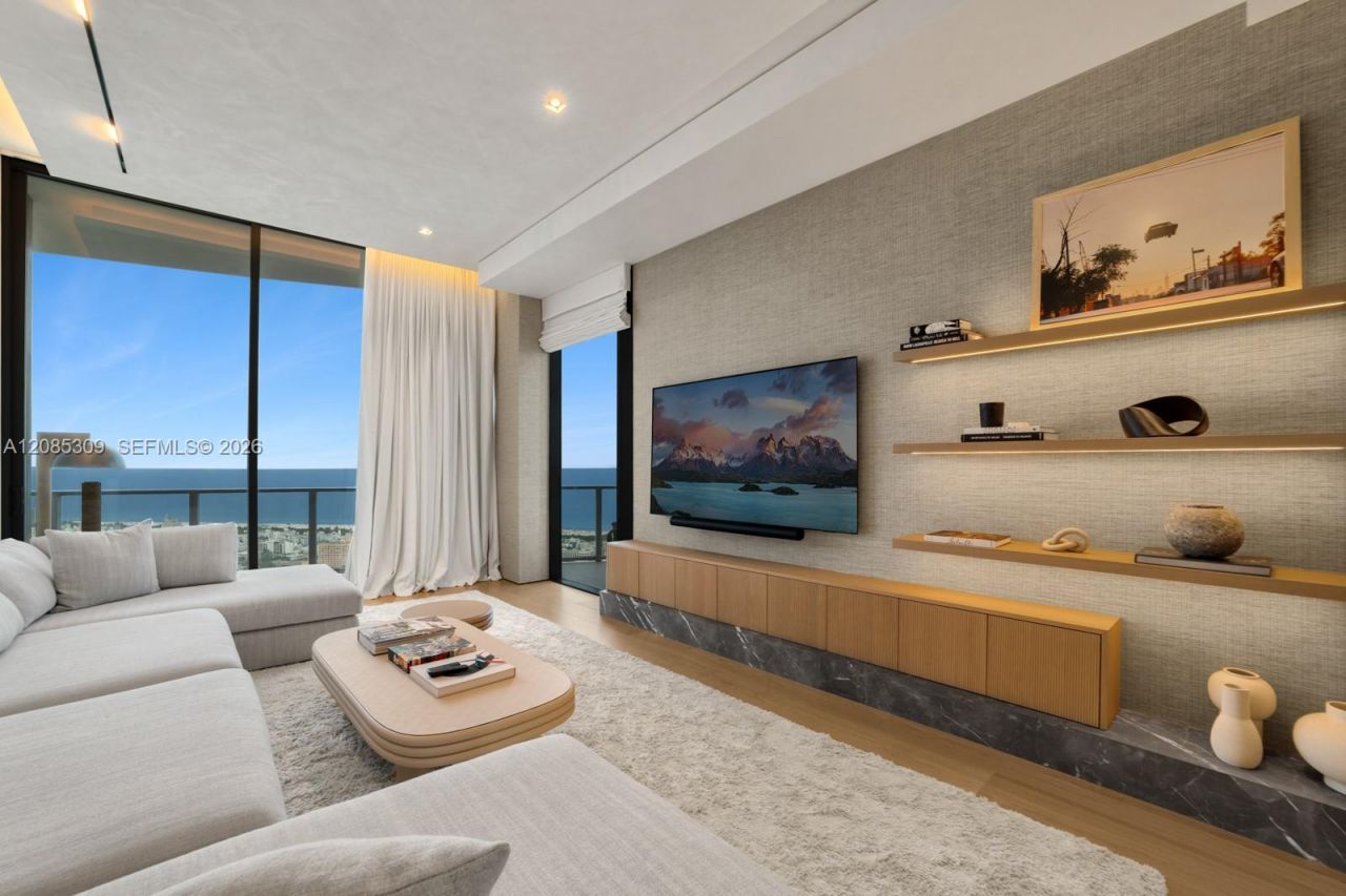 500 Alton Rd, Unit 4501, Miami Beach, FL 33139 Photo