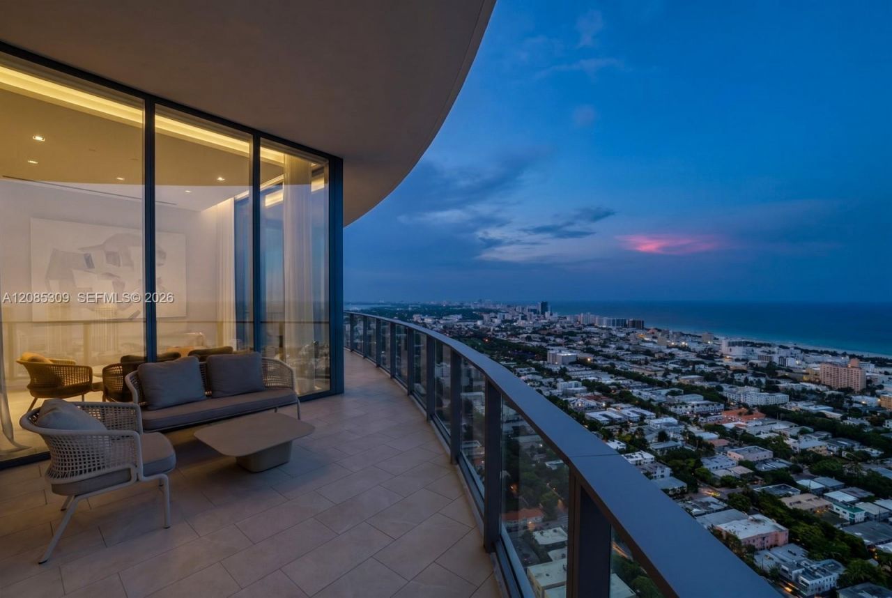 500 Alton Rd, Unit 4501, Miami Beach, FL 33139 Photo