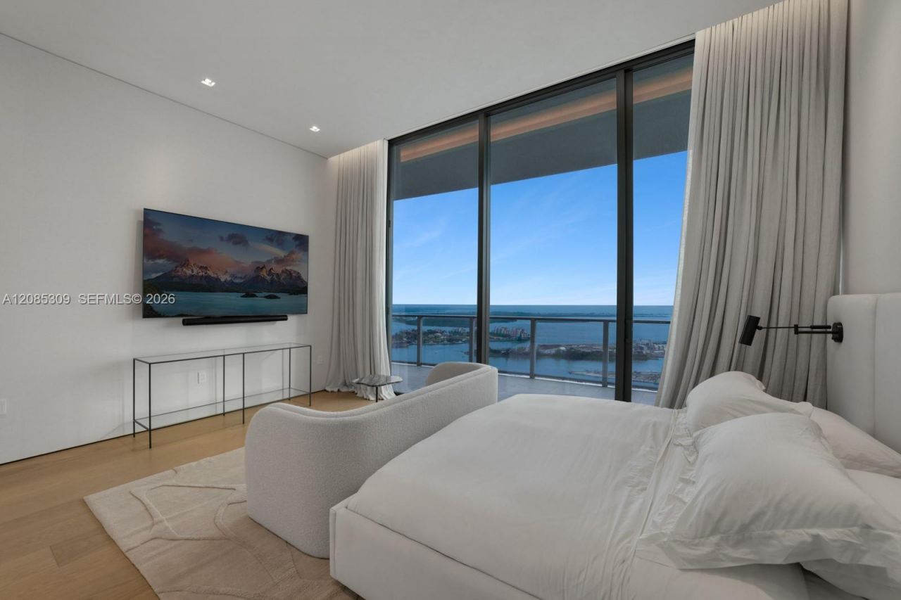 500 Alton Rd, Unit 4501, Miami Beach, FL 33139 Photo