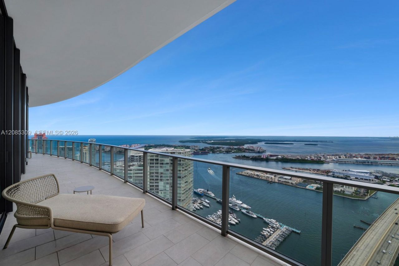 500 Alton Rd, Unit 4501, Miami Beach, FL 33139 Photo