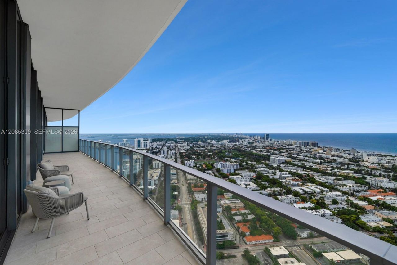 500 Alton Rd, Unit 4501, Miami Beach, FL 33139 Photo
