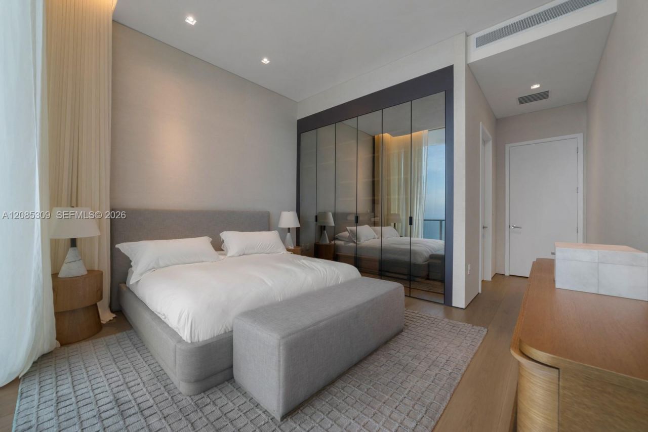 500 Alton Rd, Unit 4501, Miami Beach, FL 33139 Photo