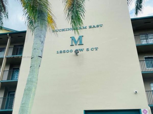 12500 SW 5th Ct, Unit 103M, Pembroke Pines, FL 33027